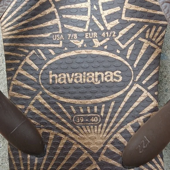HAVAIANAS FLIP FLOPS BROWN &COPPER WOMENS SIZE 8.5 NWOT - Picture 9 of 10